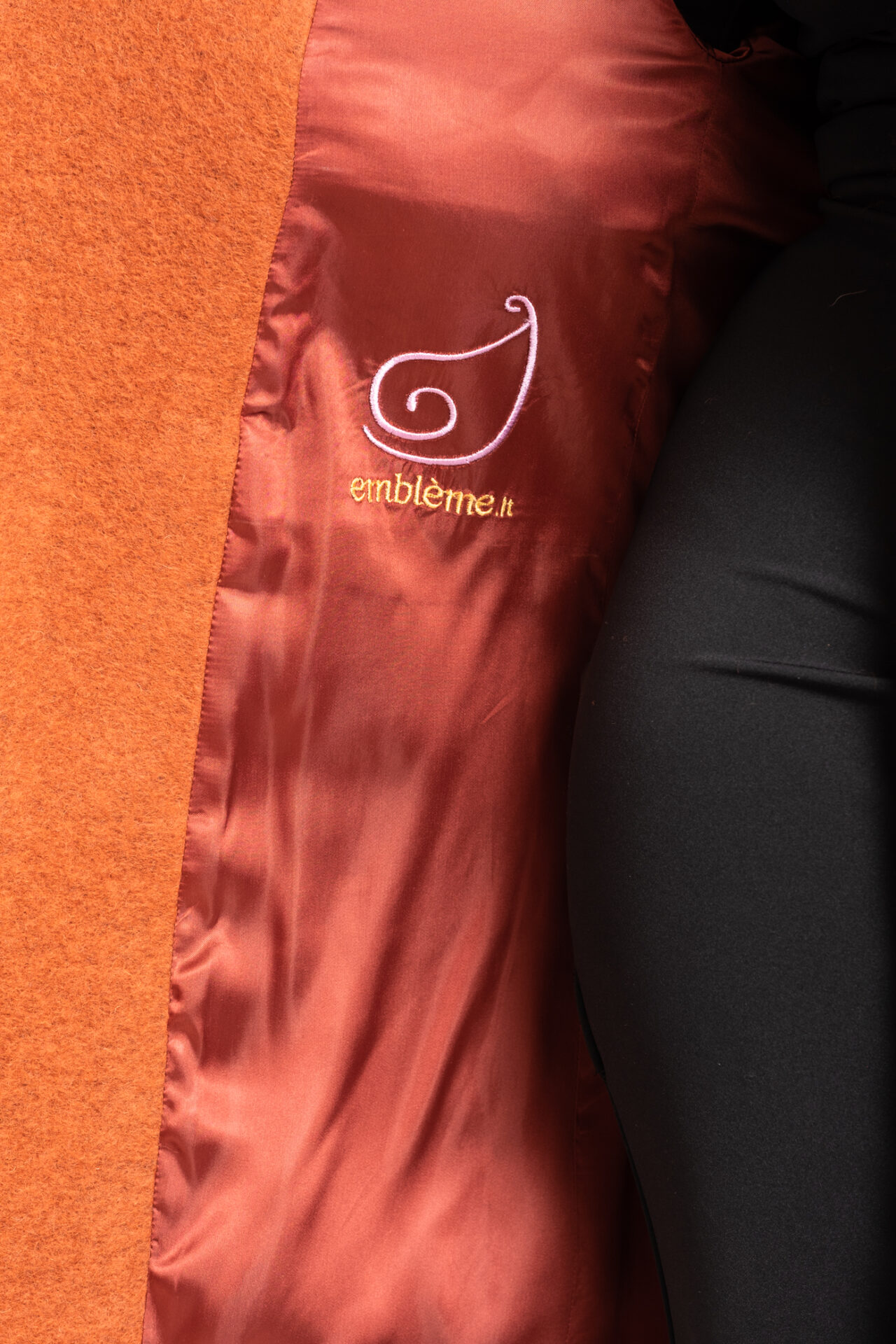 emblème giacca orange logo